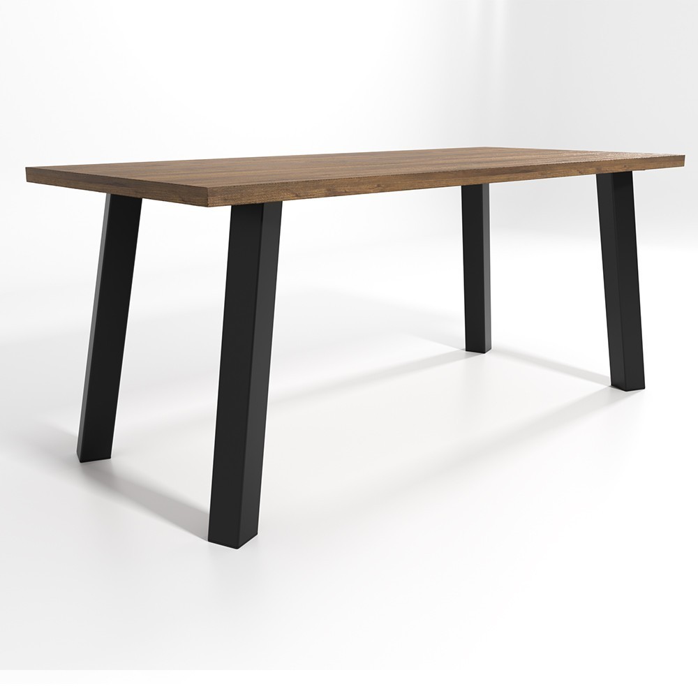 Pieds de table en fer brut inclinés, look artisanal et authentique